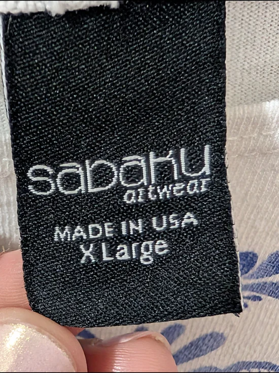 White Long-Sleeve Floral-Print Women's Top - Picture 6 of 8